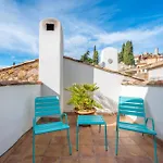 Charming In Nyaraló