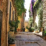 Nyaraló Charming In Grimaud