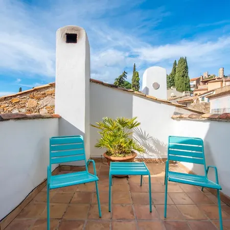 Charming In Feriehus Grimaud